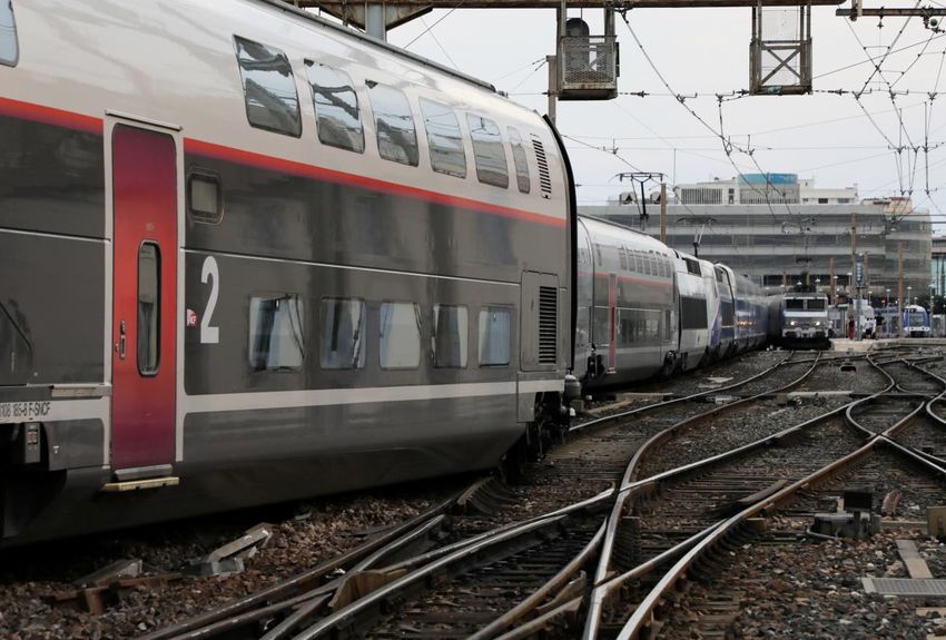 Déraillement d'un TGV à Marseille : la rupture d'un rail en cause